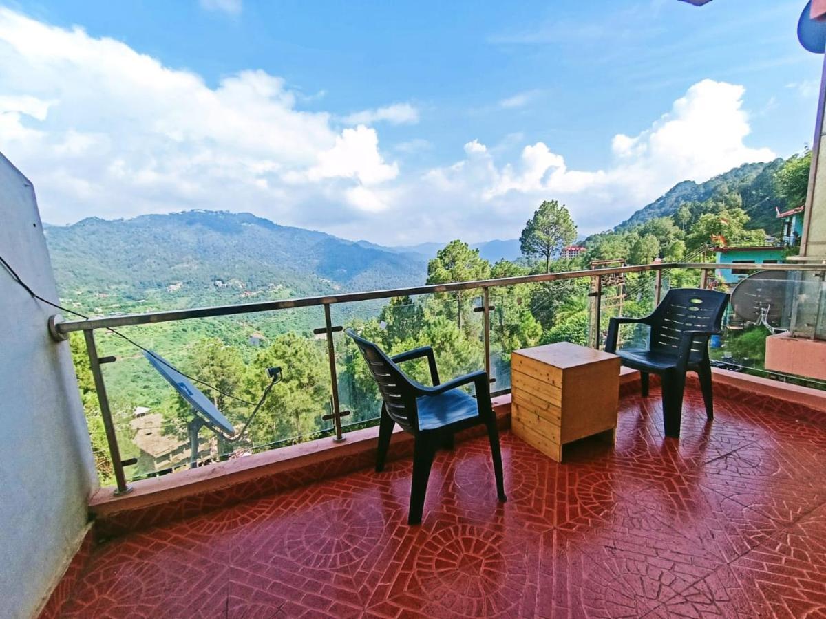 The Western Heights I Serviced Apartments I Pvt Balcony I Lift I Peacefull Area I Family Accomodation I Kasauli I By Exotic Stays Екстериор снимка
